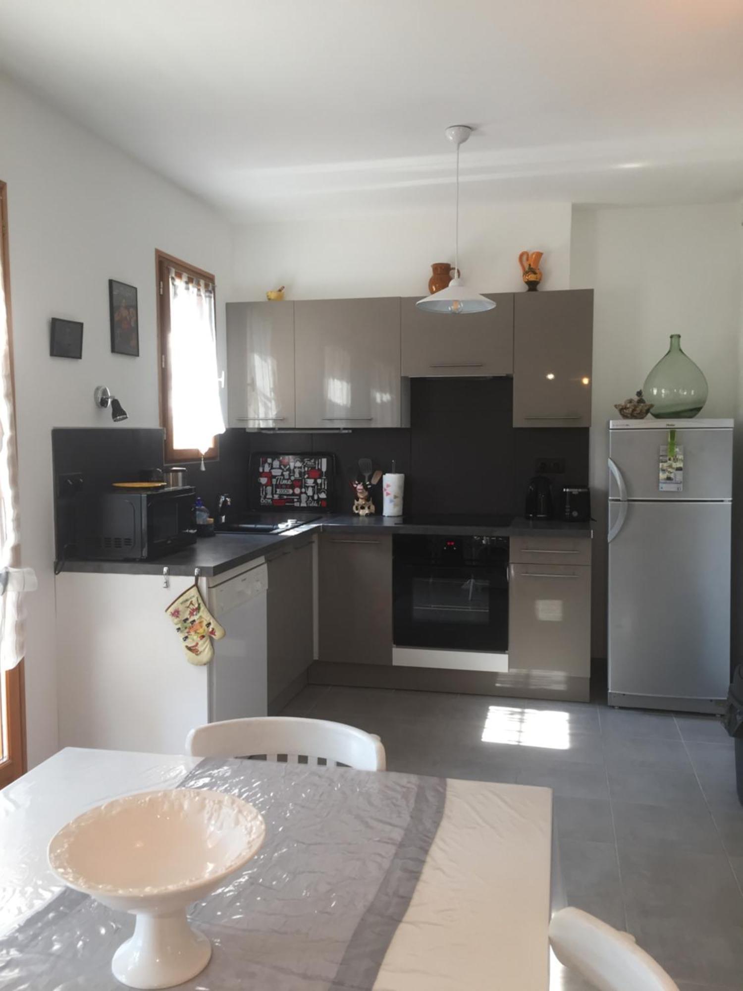Maison De Vacances Jocelyne Lauris Esterno foto