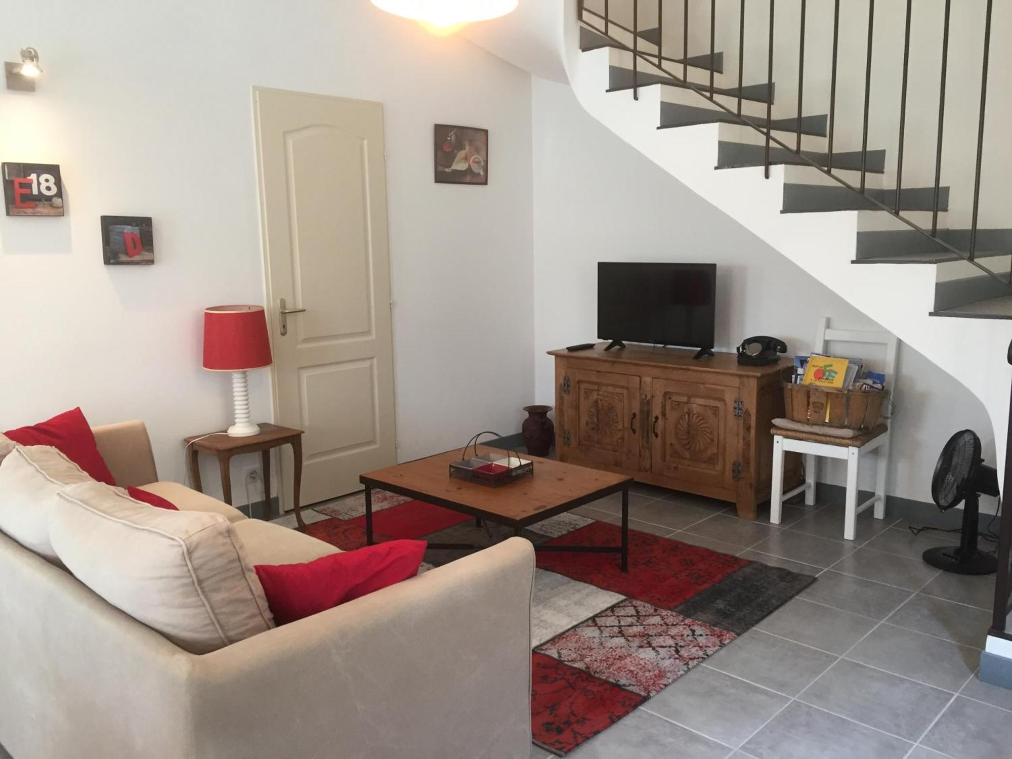 Maison De Vacances Jocelyne Lauris Esterno foto