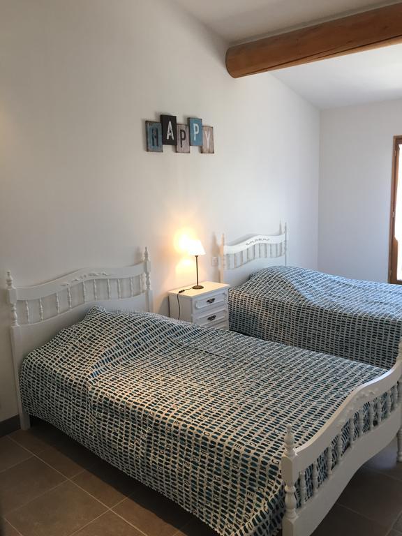 Maison De Vacances Jocelyne Lauris Esterno foto